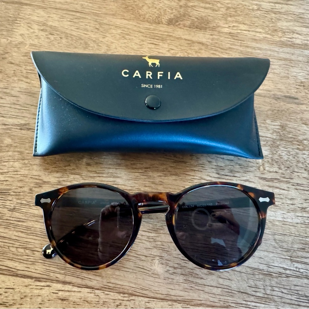 Carfia polarized sunglasses with case